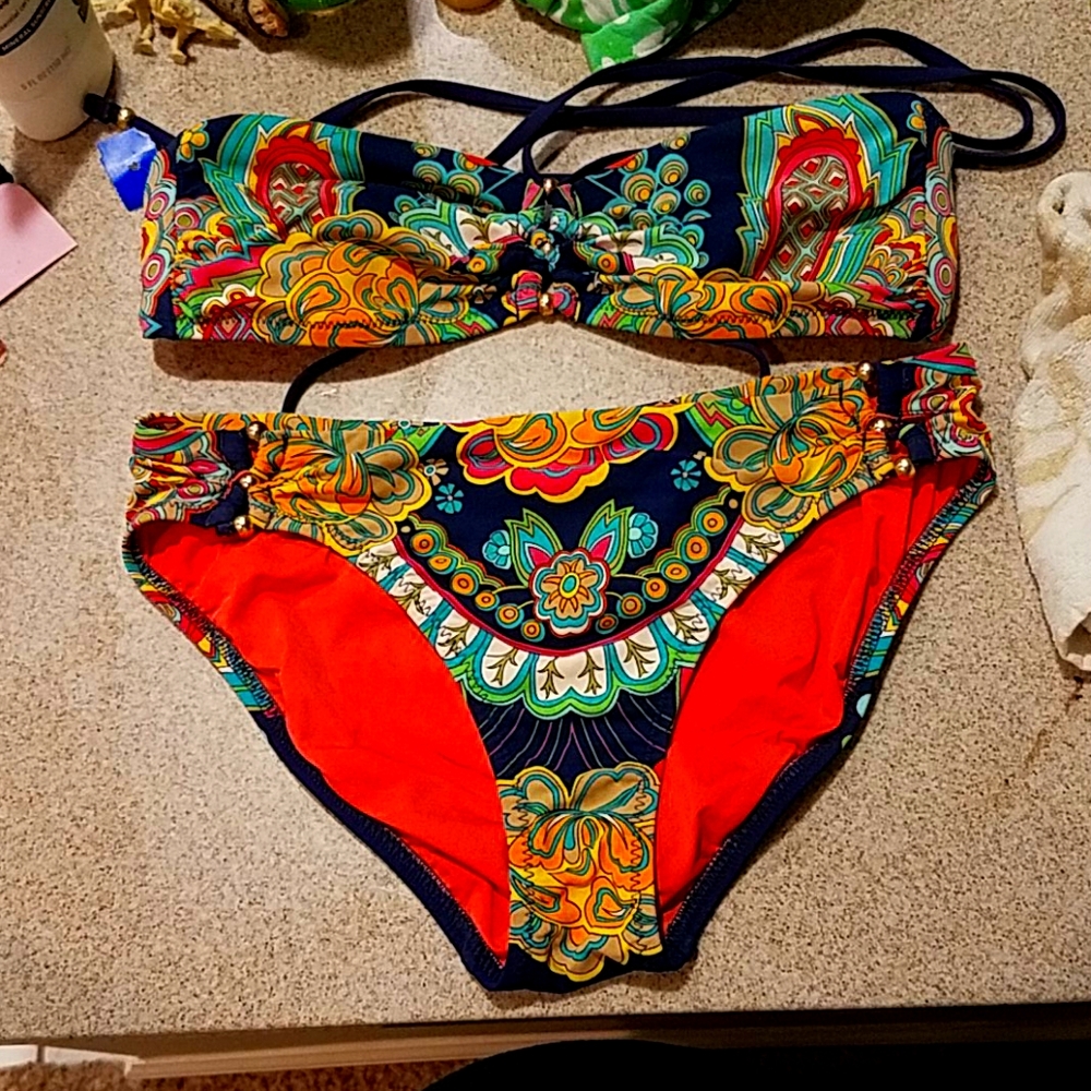 hippi bikini